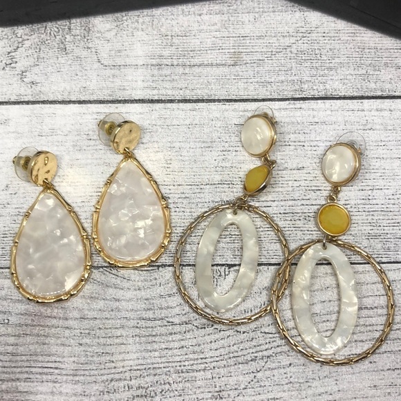 bundle lot 2 statement style faux MoP dangle earrings - Picture 2 of 5